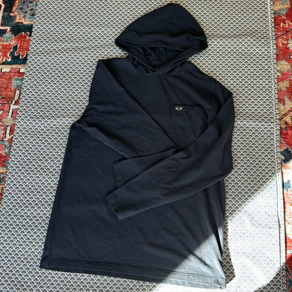 Boys Vineyard Vines size XL long sleeve hoody tee with whale logo - Picture 1 of 3